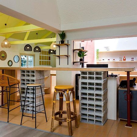 Greet Hotel Villeneuve La Garenne - Renove Eksteriør billede