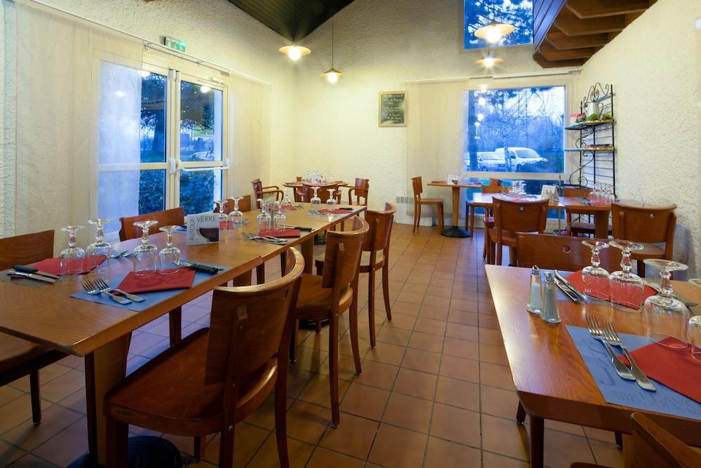 Greet Hotel Villeneuve La Garenne - Renove Eksteriør billede