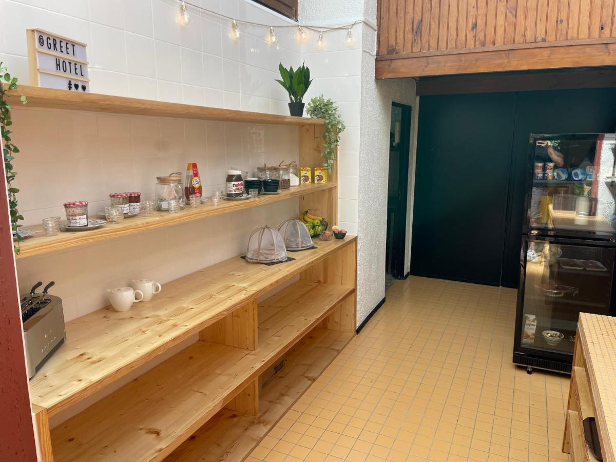Greet Hotel Villeneuve La Garenne - Renove Eksteriør billede