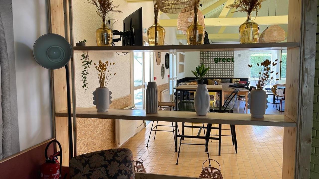 Greet Hotel Villeneuve La Garenne - Renove Eksteriør billede