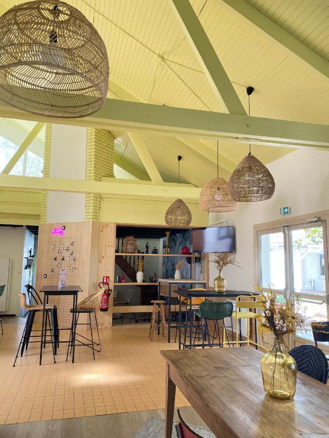 Greet Hotel Villeneuve La Garenne - Renove Eksteriør billede