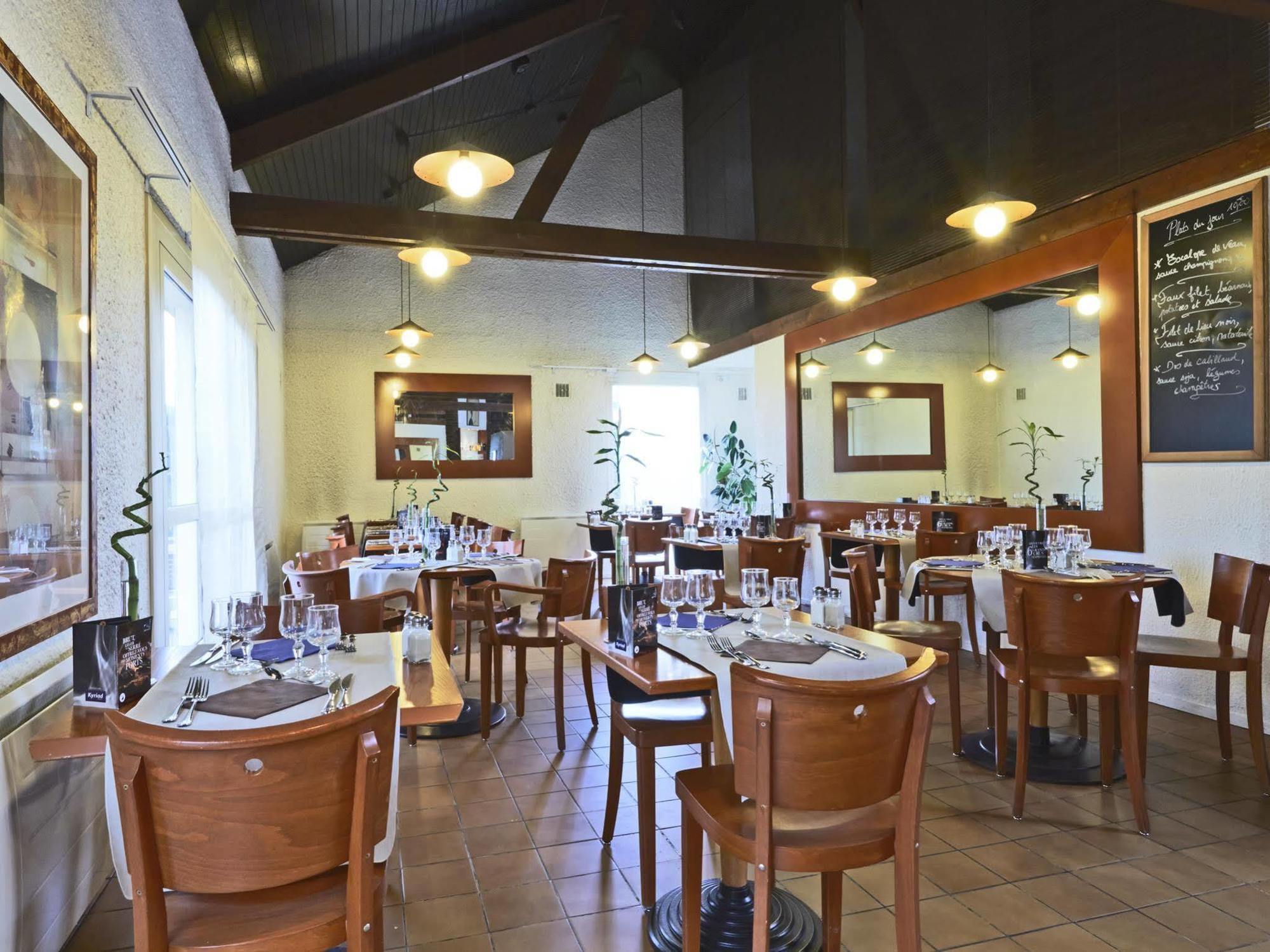 Greet Hotel Villeneuve La Garenne - Renove Eksteriør billede