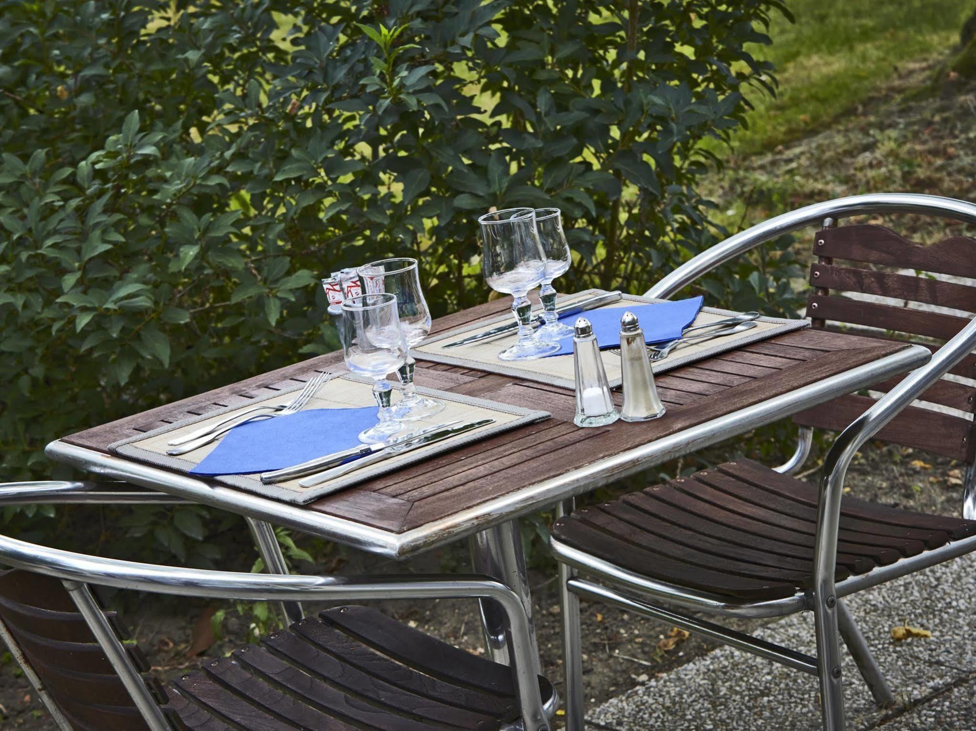 Greet Hotel Villeneuve La Garenne - Renove Eksteriør billede